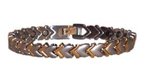 Conjunto V B-NL de plata con corazón dorado
