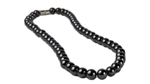 Collar de perlas de 8 mm con extremos magnéticos