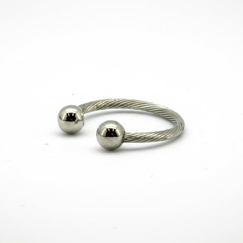 Anillo de bola de plata con alambre de plata
