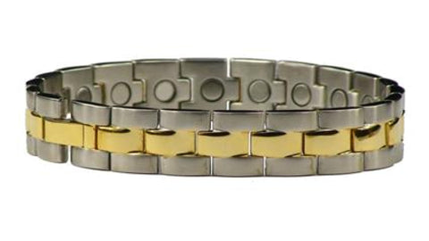 Plata oscura y oro